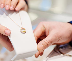 evitar robos en tu tienda - Blog Zurich Seguros